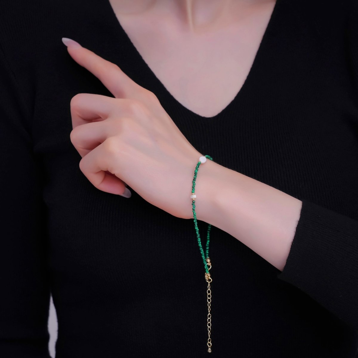 24K Gold plated 2mm Shell Pearl Malachite Multifaceted Gemstone 9 Inch Anklet | WA - 2946 - DLUXCA