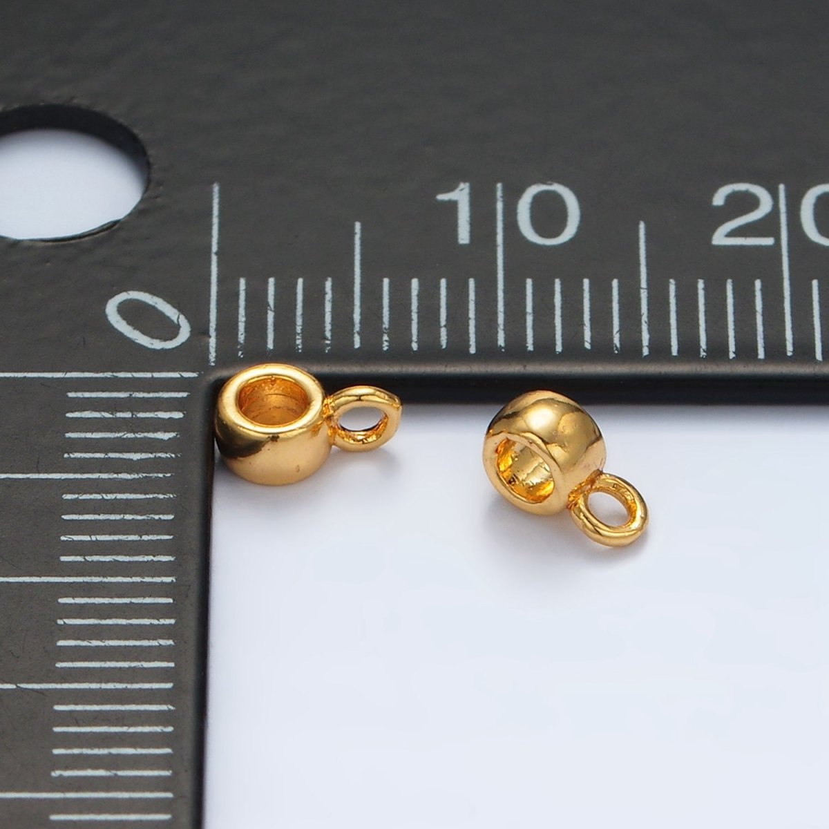 24K Gold plated 7mm Minimalist Round Charm Findings | Z848 - DLUXCA