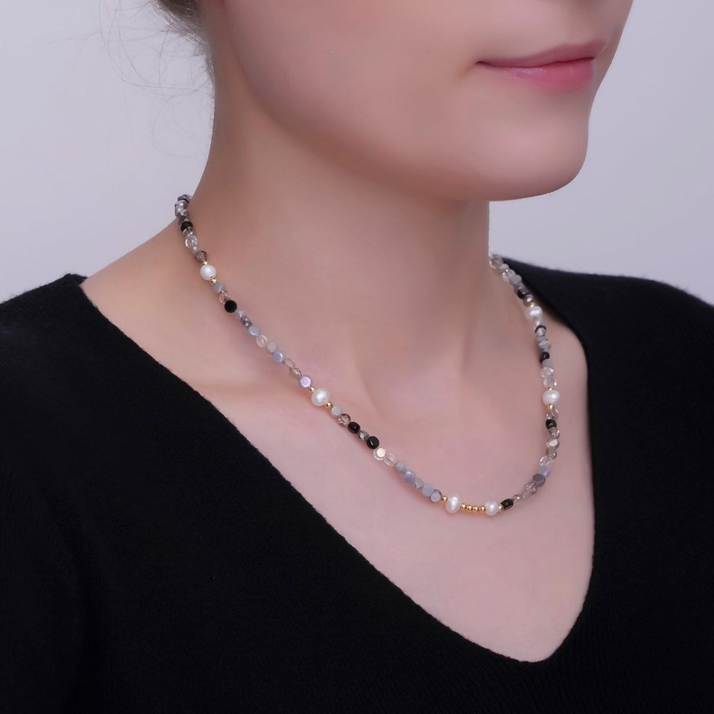 24K Gold plated Black - and - White Flat Gemstone 17.5 Inch Necklace | WA - 2971 - DLUXCA