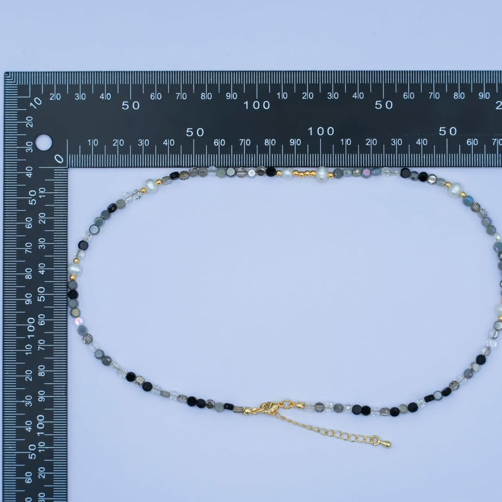 24K Gold plated Black - and - White Flat Gemstone 17.5 Inch Necklace | WA - 2971 - DLUXCA