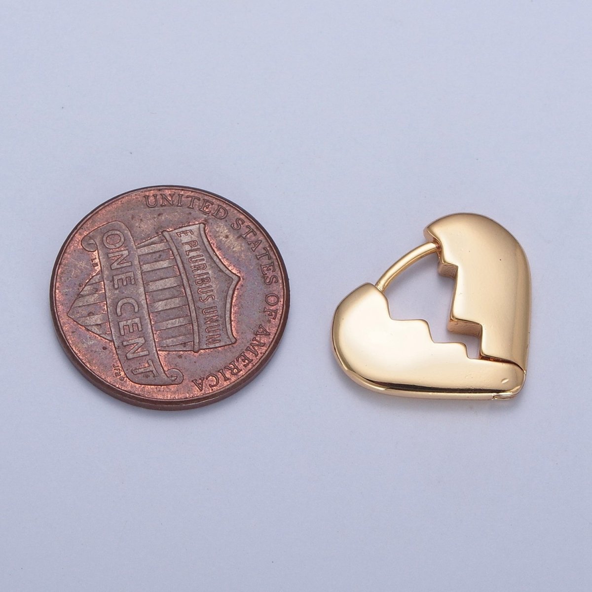 24K Gold plated Broken Heart Heartbroken Love Huggie Hoop Earrings P-424 - DLUXCA