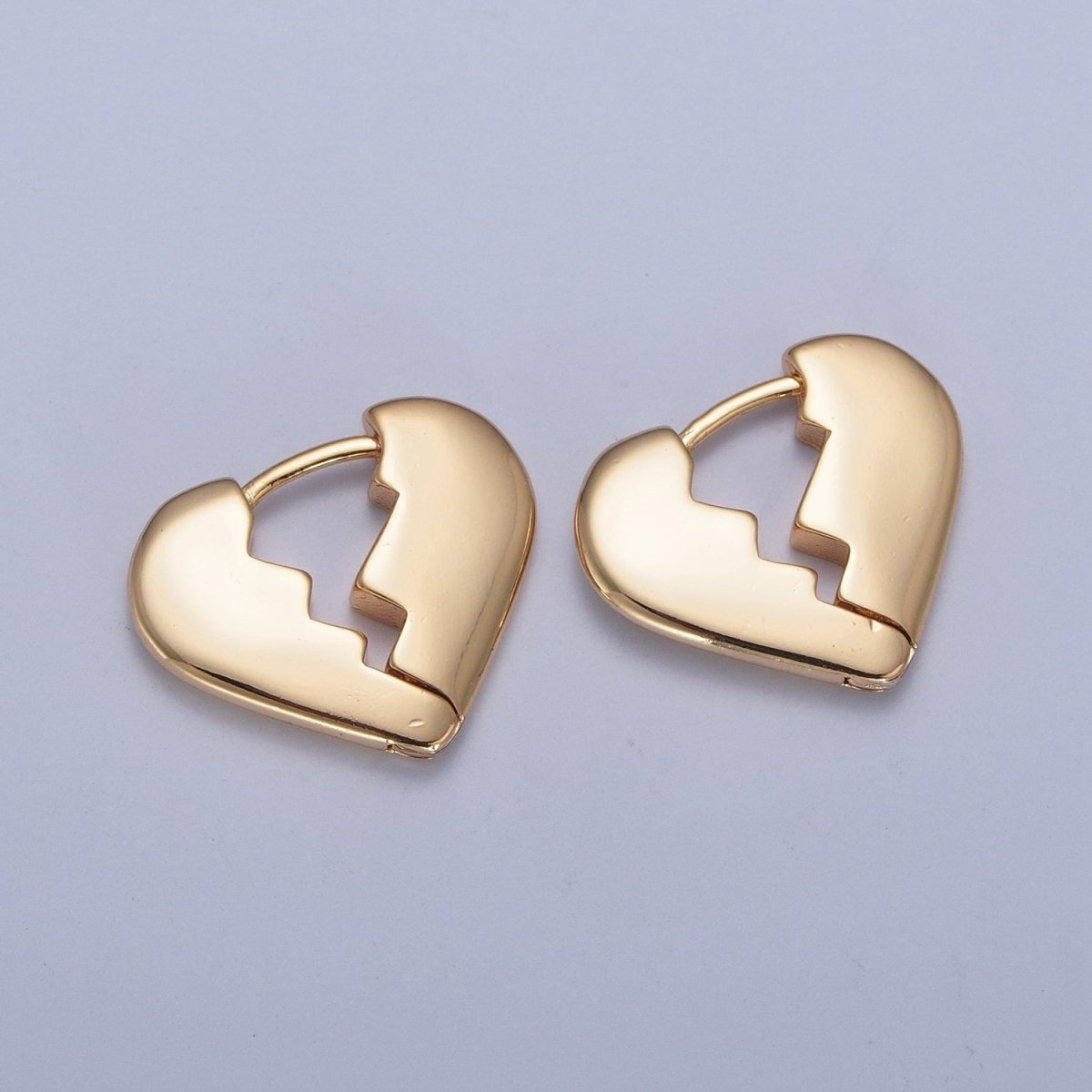 24K Gold plated Broken Heart Heartbroken Love Huggie Hoop Earrings P-424 - DLUXCA