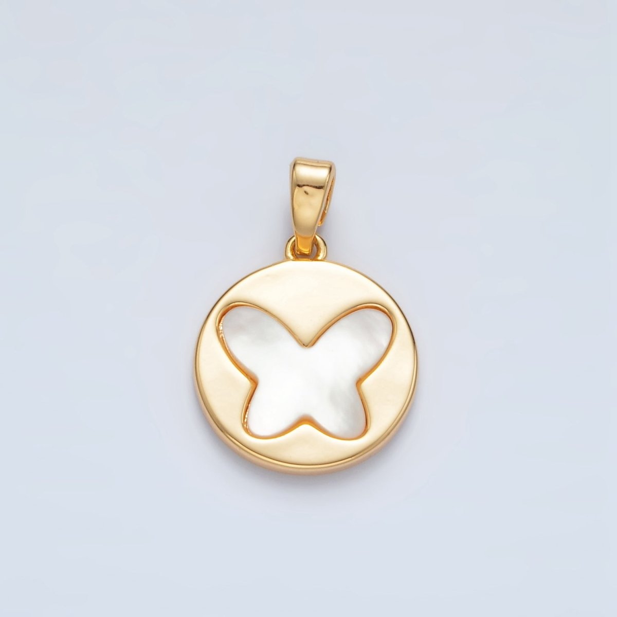 24K Gold plated Butterfly Shell Pearl Round Pendant - DLUXCA