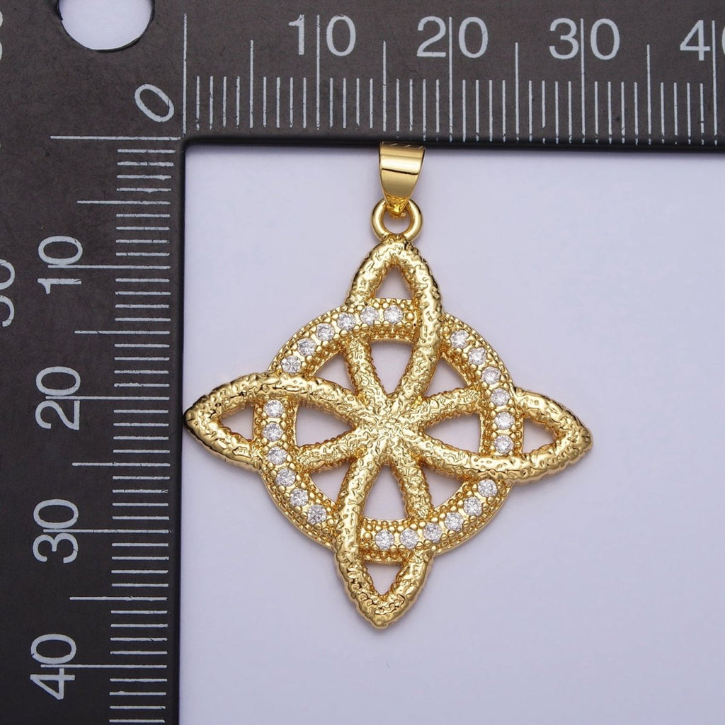 24K Gold plated Celtic Knots Pendant AA257 - DLUXCA