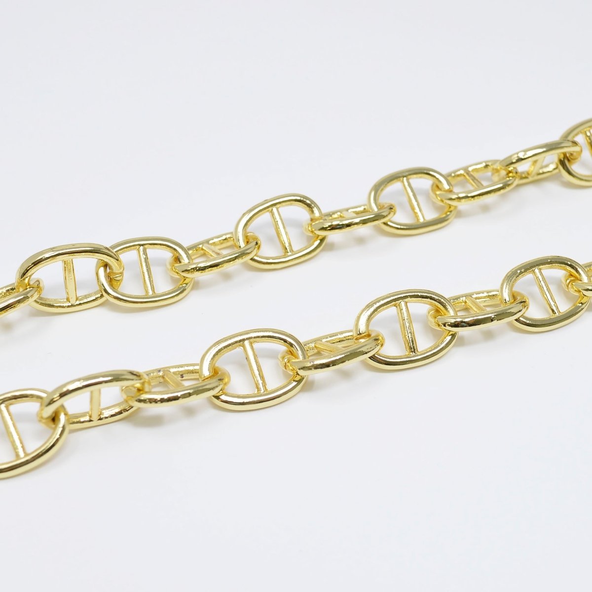 24k Gold plated Chunky Statement Thick Bold Mariner Anchor Chain by Yard, Wholesale Bulk Roll Chain For Jewelry Making, 13.6X18.4mm Anchor Chain Unfinished Chain For Necklace Bracelet Anklet Component Supply | ROLL-451 Clearance Pricing - DLUXCA