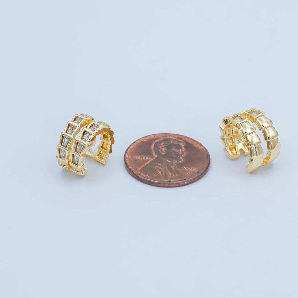 24K Gold plated Clear Baguette CZ Scale Ear Cuff Earrings | AI176 