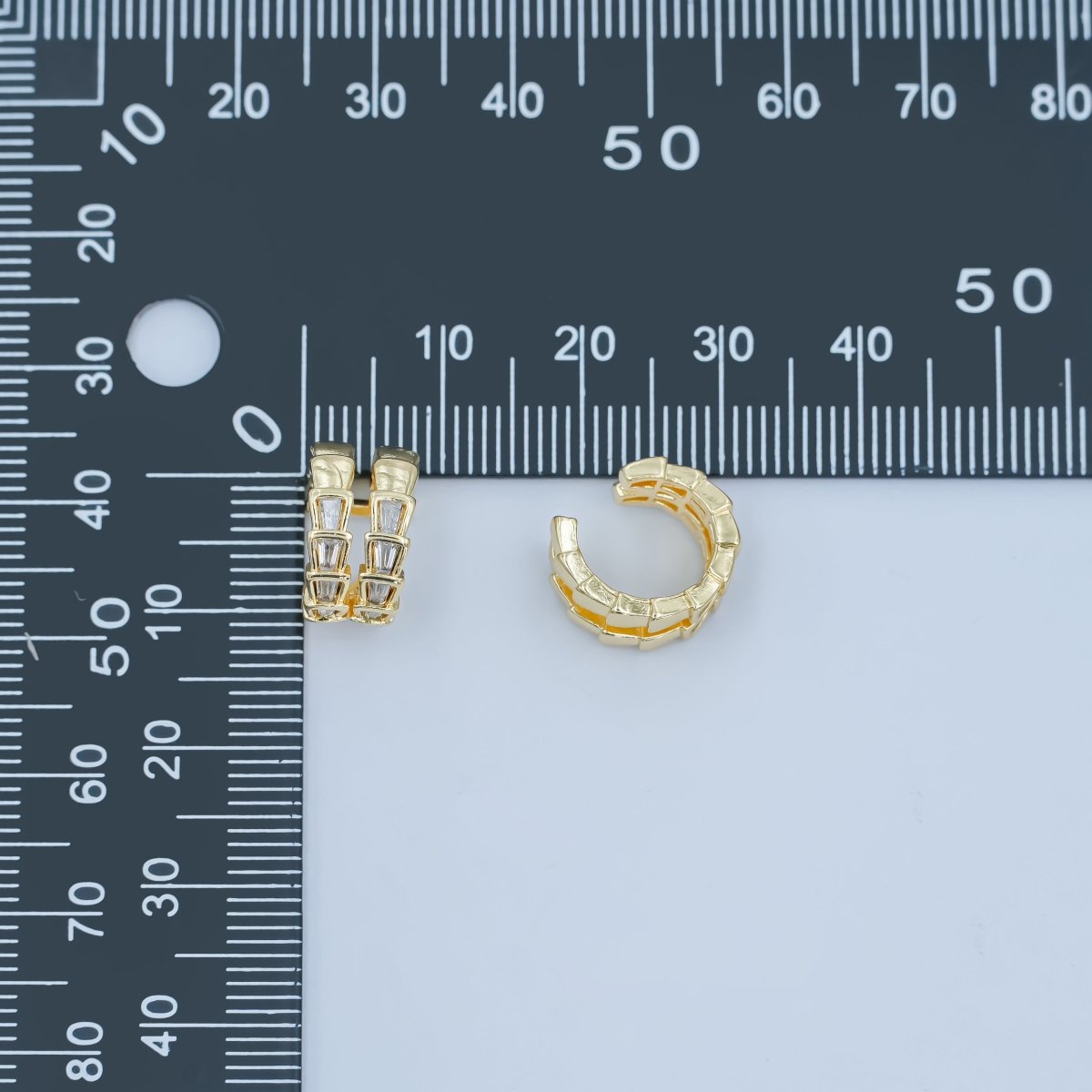 24K Gold plated Clear Baguette CZ Scale Ear Cuff Earrings | AI176 