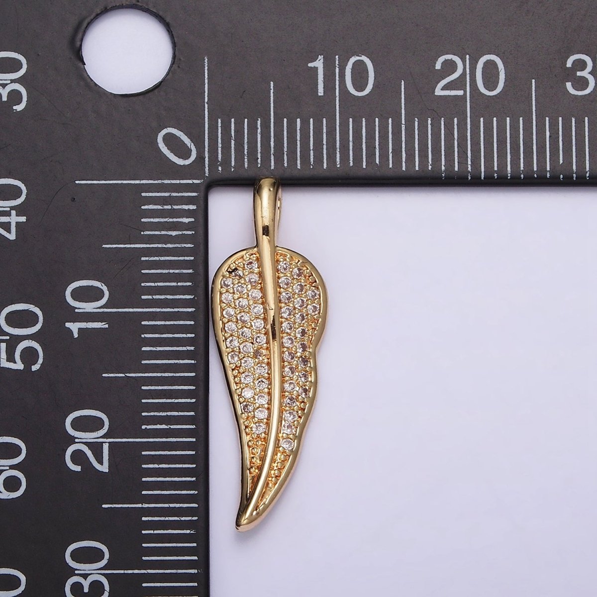 24K Gold plated Clear Micro Paved CZ Natural Leaf Pendant | AA600 - DLUXCA
