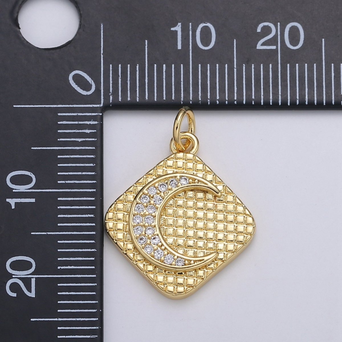 24K Gold plated Crystal Diamond Moon Charm E-147 - DLUXCA