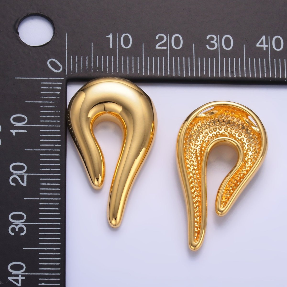24K Gold plated Curve Horn Slide Charm | W821 - DLUXCA