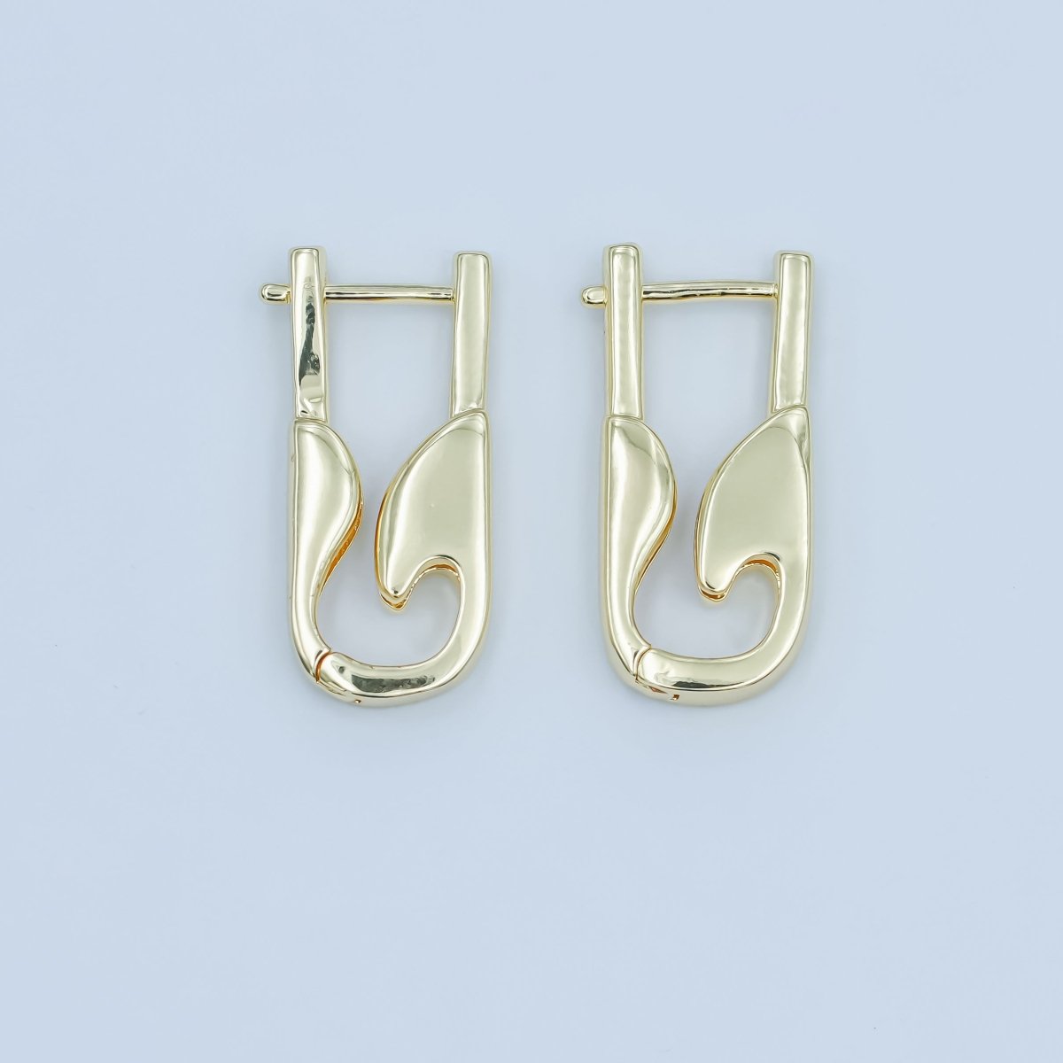 24K Gold plated Curved Geometric Oblong Hoop Earrings | AE834 