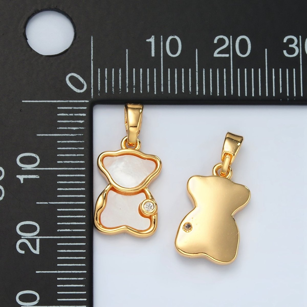 24K Gold plated CZ Shell Pearl Teddy Bear Bezel Pendant | H723 - DLUXCA