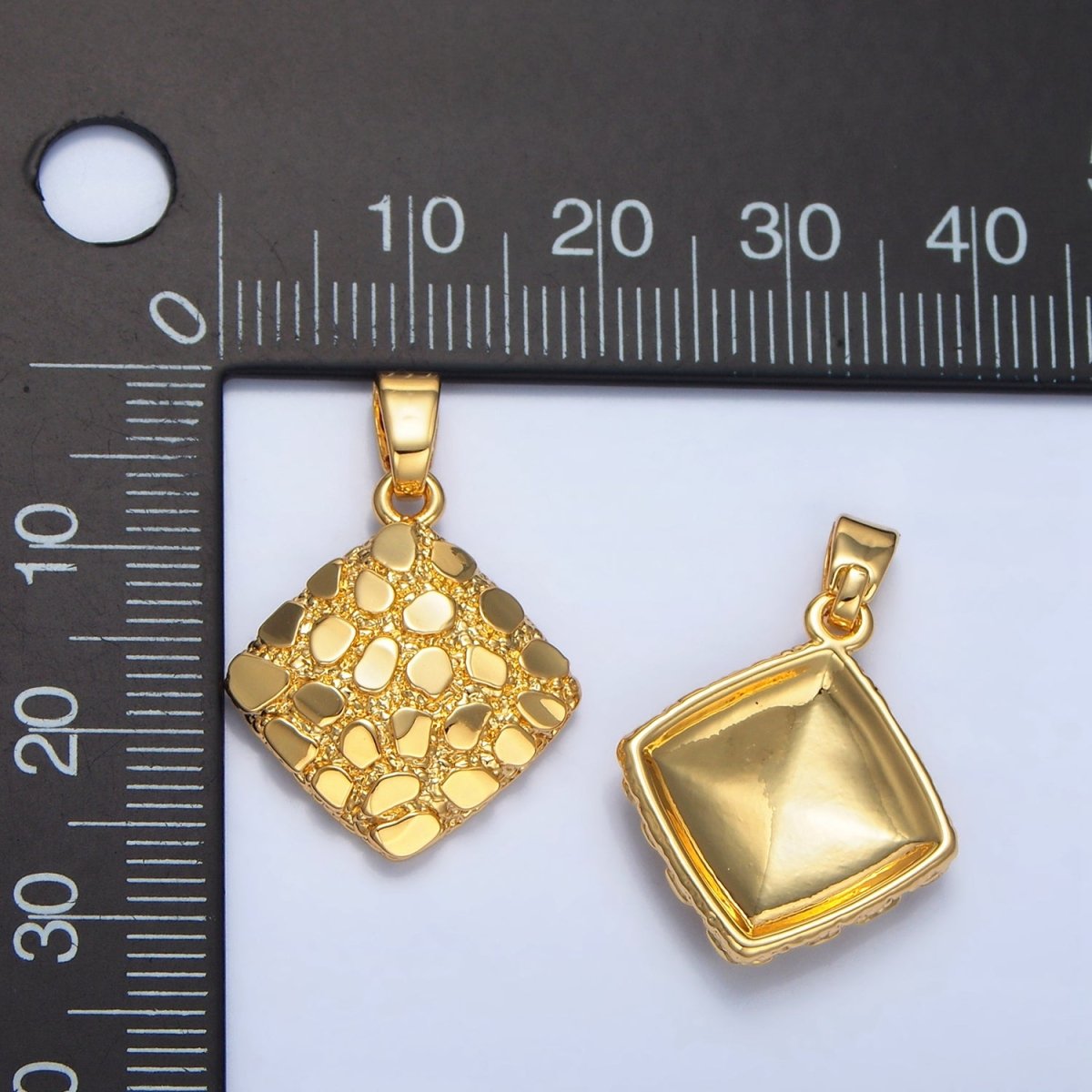 24K Gold plated Edged Textured Rhombus Pendant | AA792 - DLUXCA