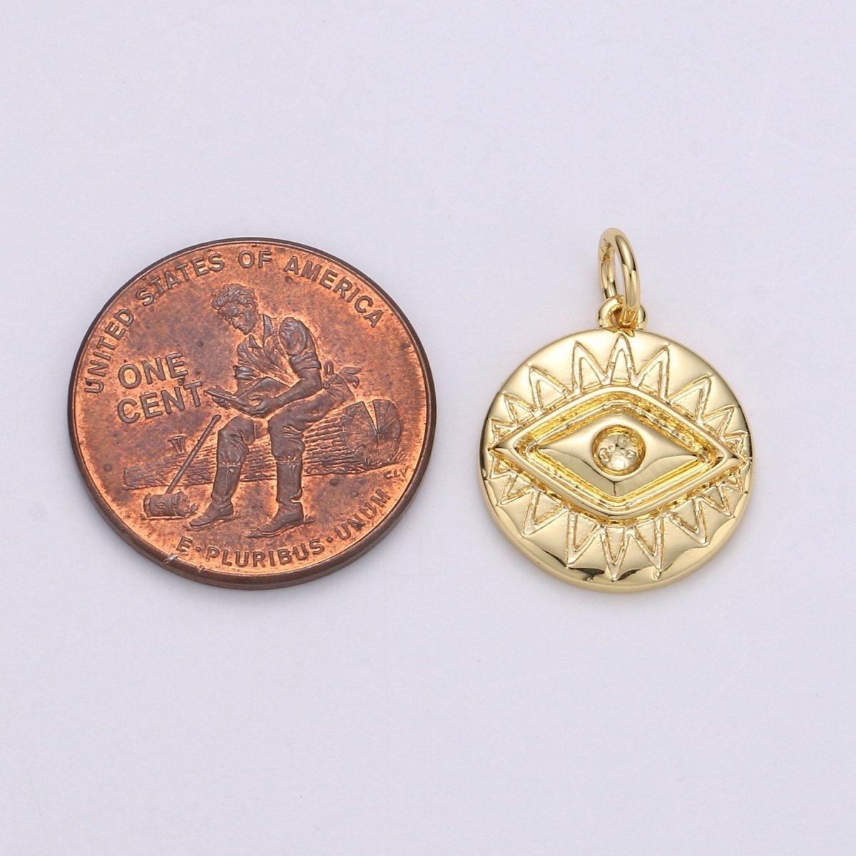 24K Gold plated Evil Eye Round Circle Charm Medallion Coin Round , Eye of Ra Charm for Necklace D-686 - DLUXCA