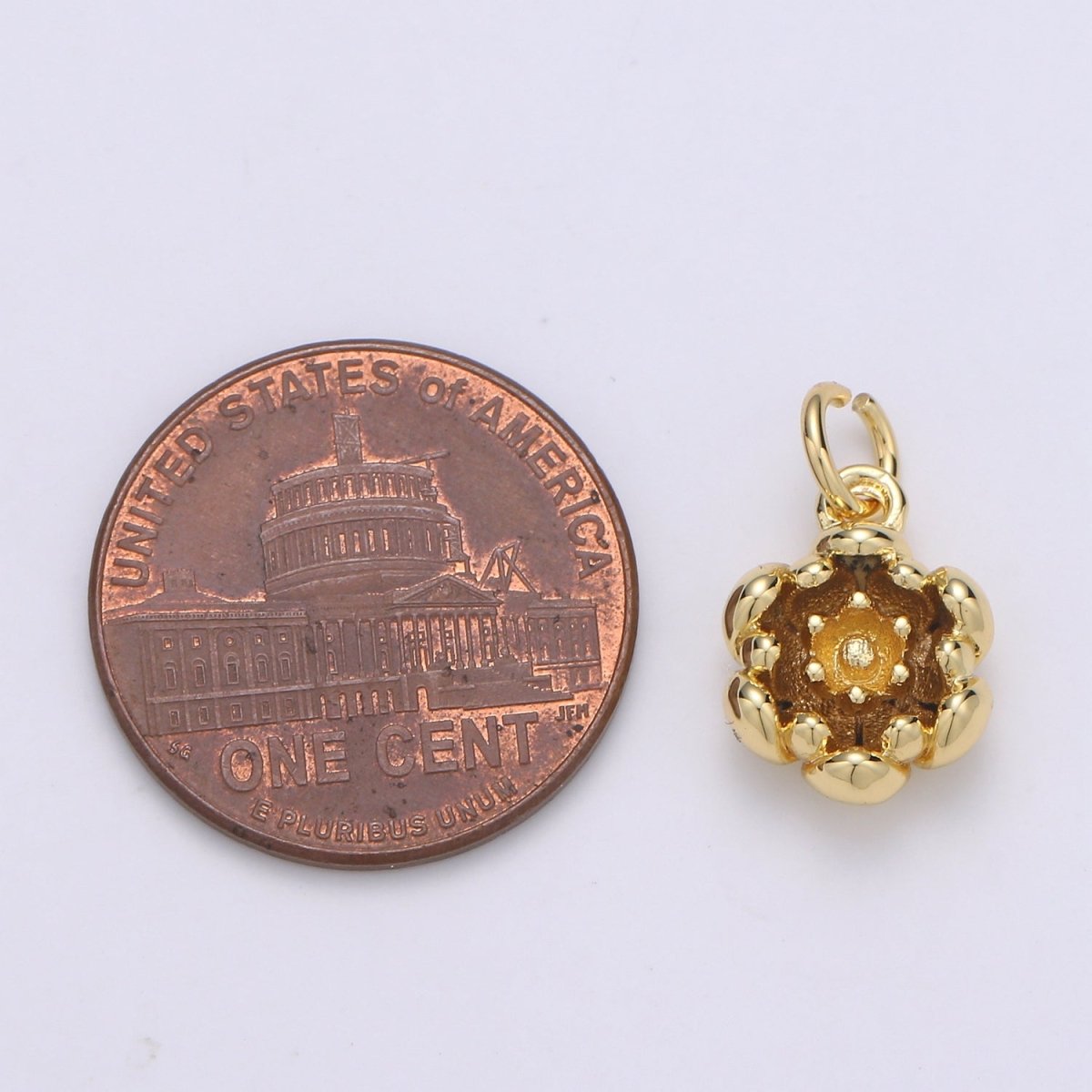 24K Gold plated Flower Charm E-073 - DLUXCA