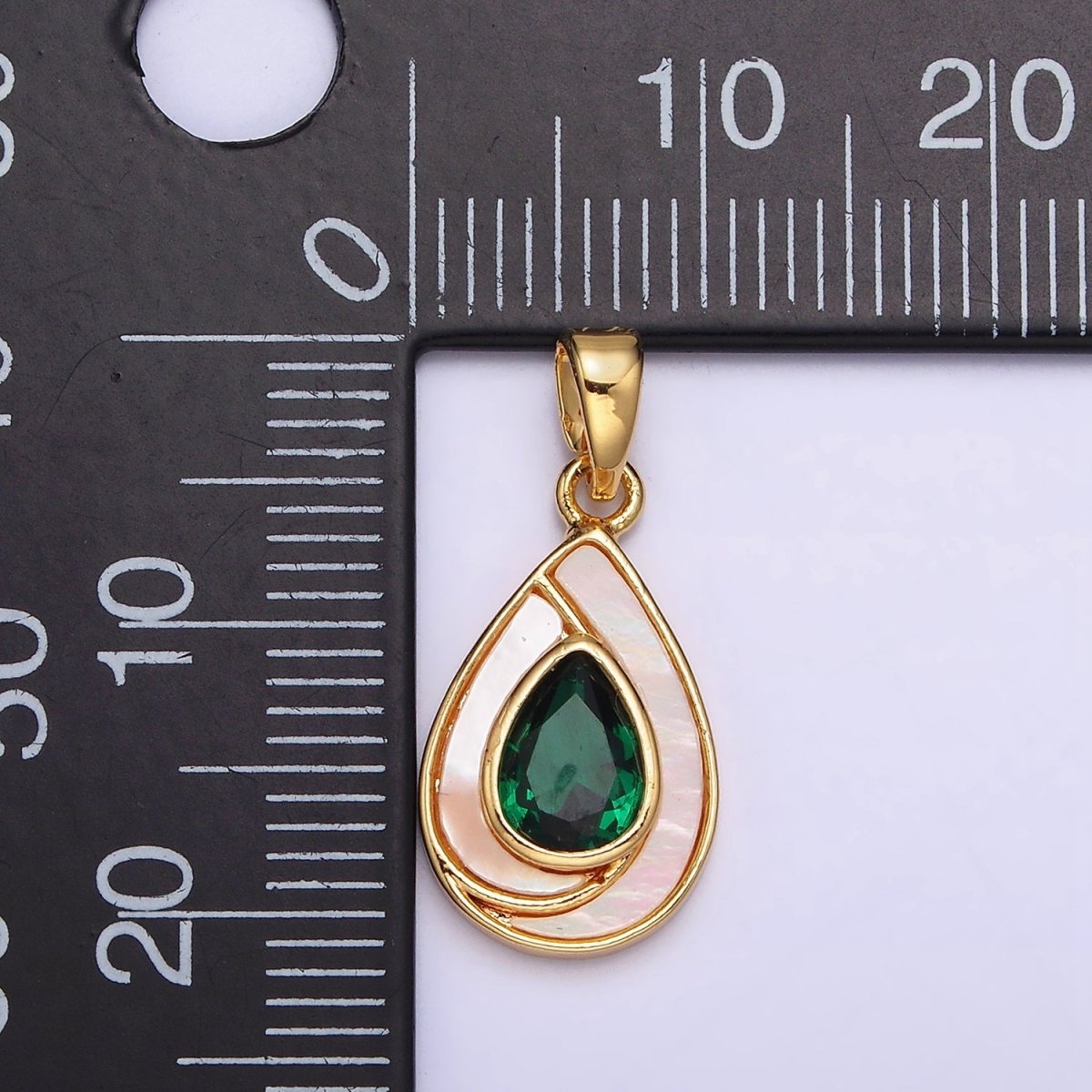 24K Gold plated Green Teardrop CZ Shell Pearl Lined Pendant | AA579 - DLUXCA