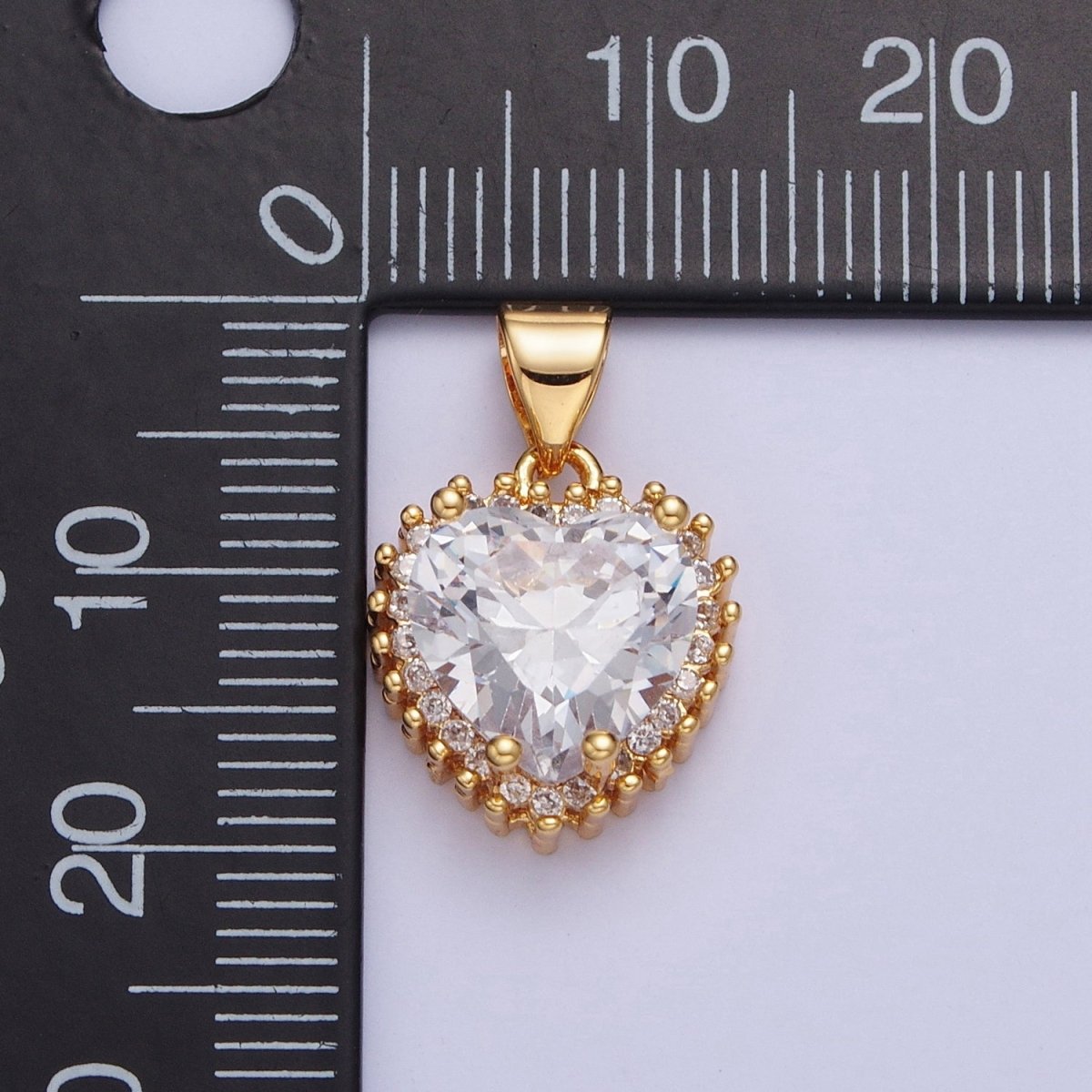 24K Gold plated Heart Clear Cubic Zirconia Heart Pendant X-445 - DLUXCA