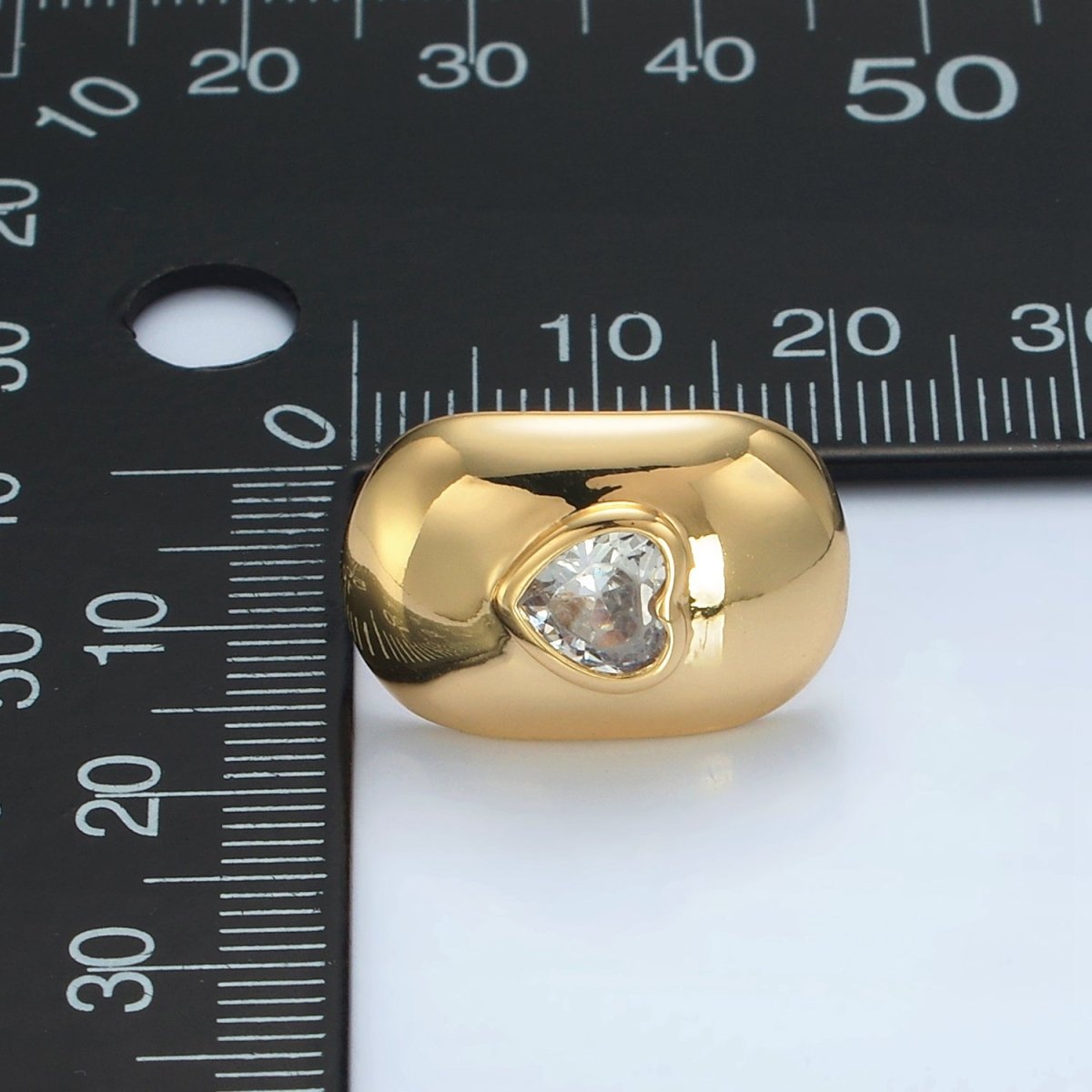 24K Gold plated Heart CZ Dome Bar Band Stud Earrings | Q350 - DLUXCA