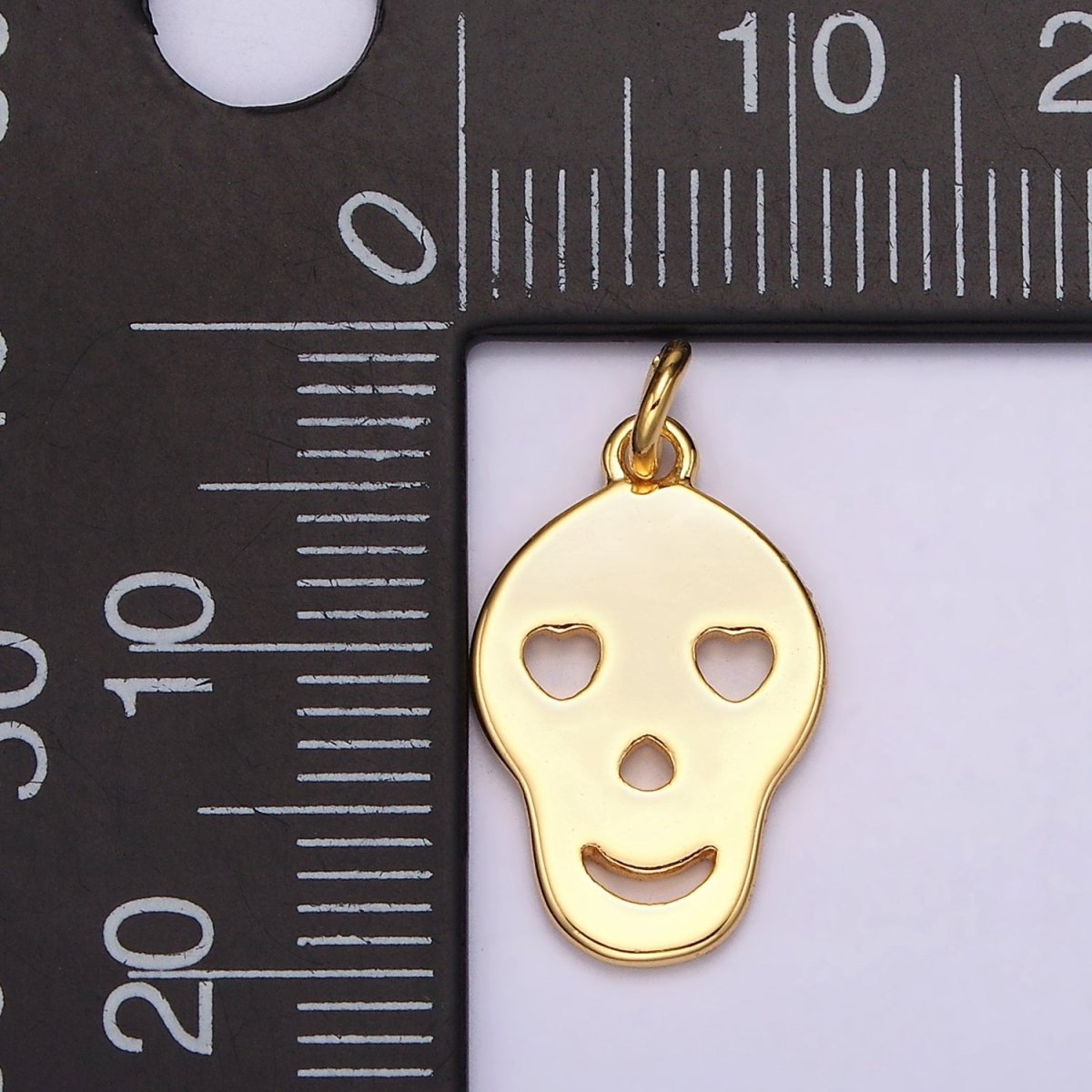 24K Gold plated Heart Eyes Skeleton Skull Minimalist Charm | AC868 - DLUXCA