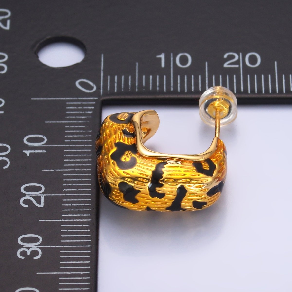 24K Gold plated Lined Cheetah Print J - Shaped Hoop Earrings | AB784 - DLUXCA
