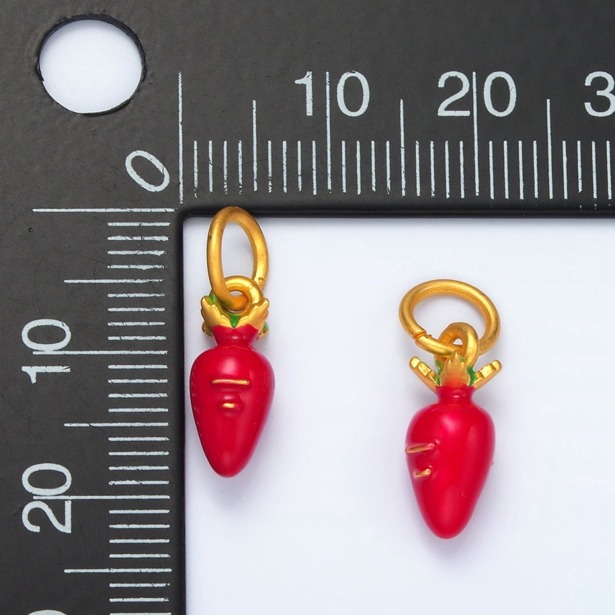 24K Gold plated Long Red Beets Vegie Charm | AG919 - DLUXCA