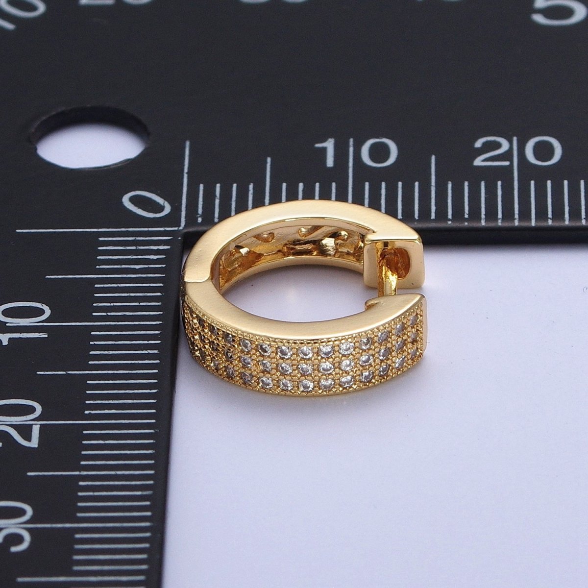 24K Gold plated Micro Pave Cubic Zirconia 14x15.5mm Huggie Hoop Earrings T-107 - DLUXCA