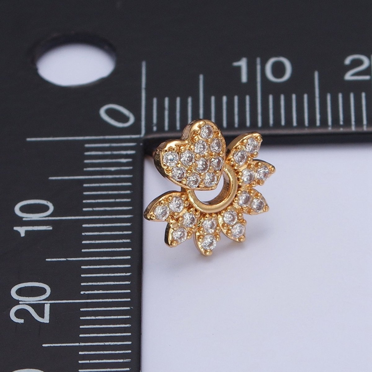 24K Gold plated Micro Pave Heart Sunburst Sun Ray Stud Earrings T-134 - DLUXCA