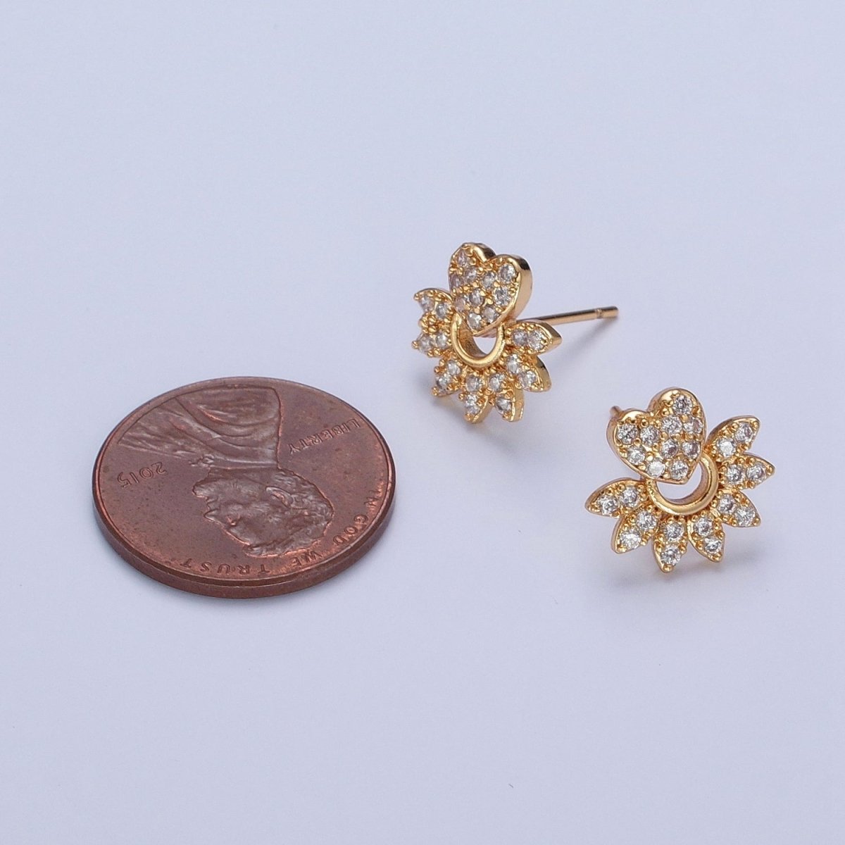 24K Gold plated Micro Pave Heart Sunburst Sun Ray Stud Earrings T-134 - DLUXCA