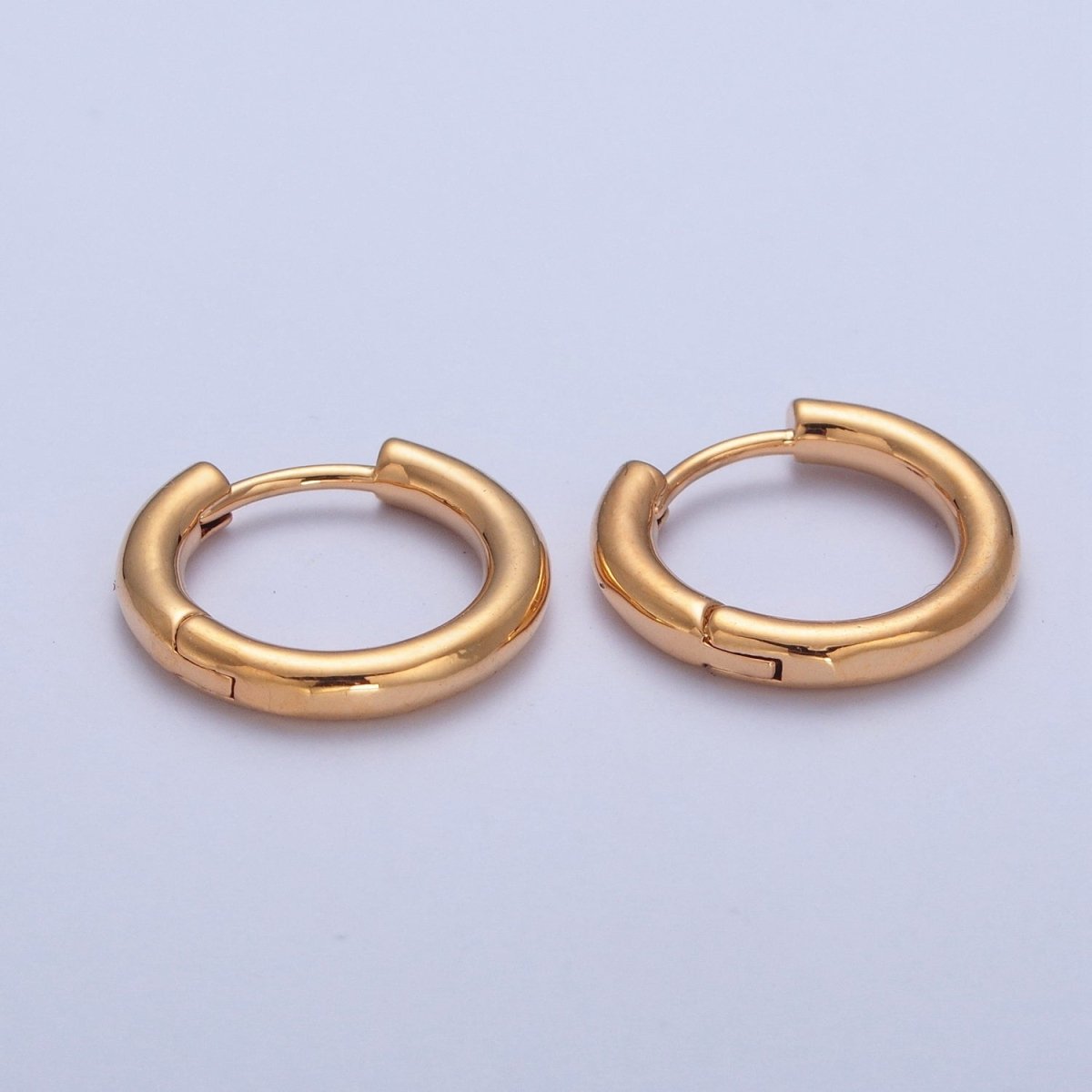 24K Gold plated Minimalist 13mm / 15mm Huggie Hoop Earrings | P-409