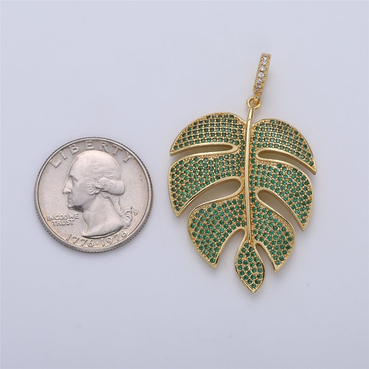 24K Gold plated Monstera Palm Leaf Green Mircro Paved CZ Pendant I-165 - DLUXCA