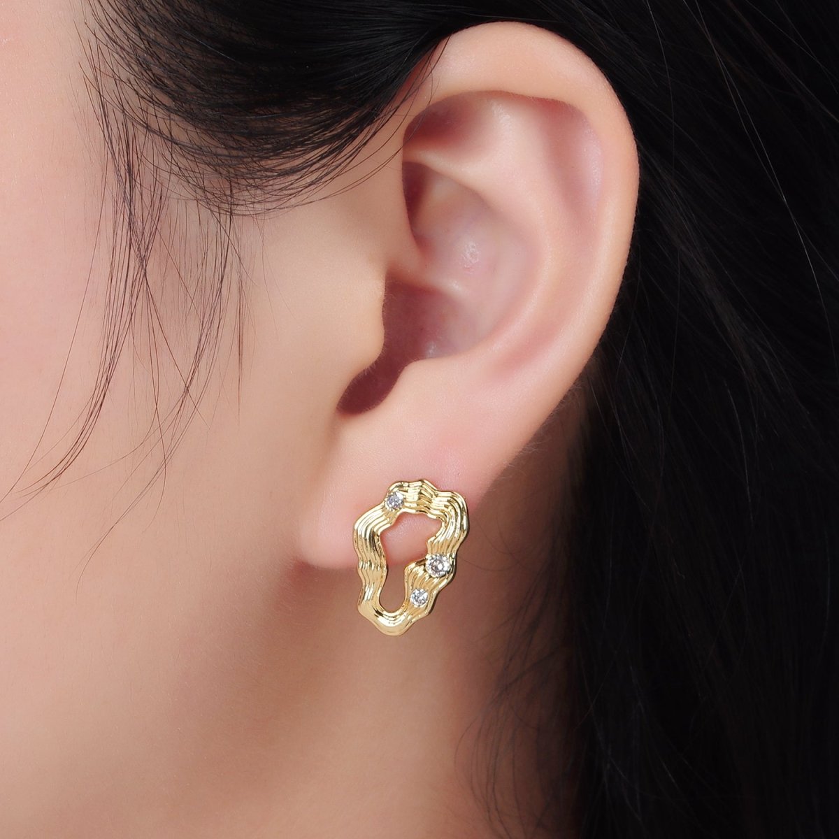 24K Gold plated Multiple CZ Wavy Band Open Abstract Stud Earrings | AD744 - DLUXCA