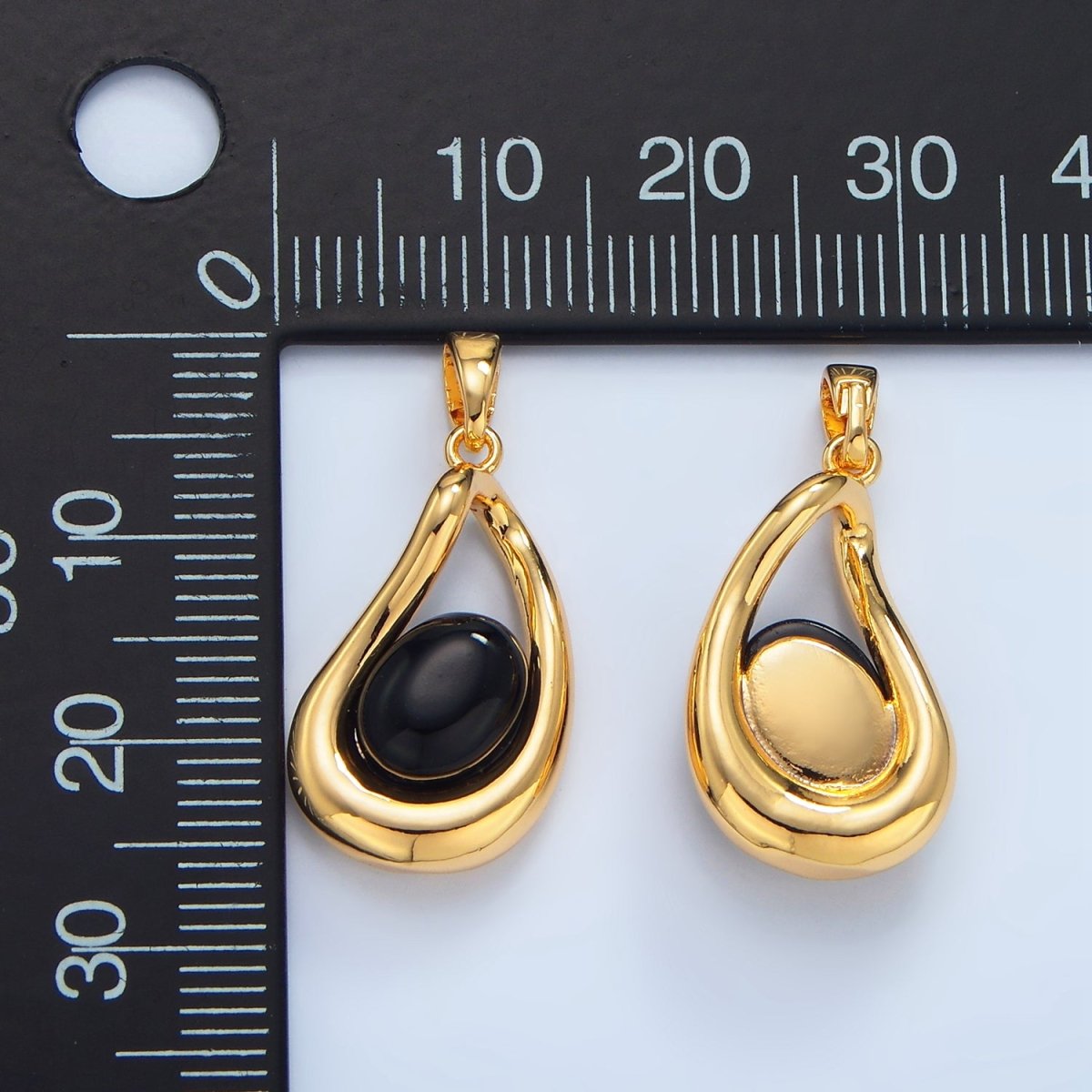 24K Gold plated Onyx Gemstone Molten Curved Pendant in Gold & Silver | AA986