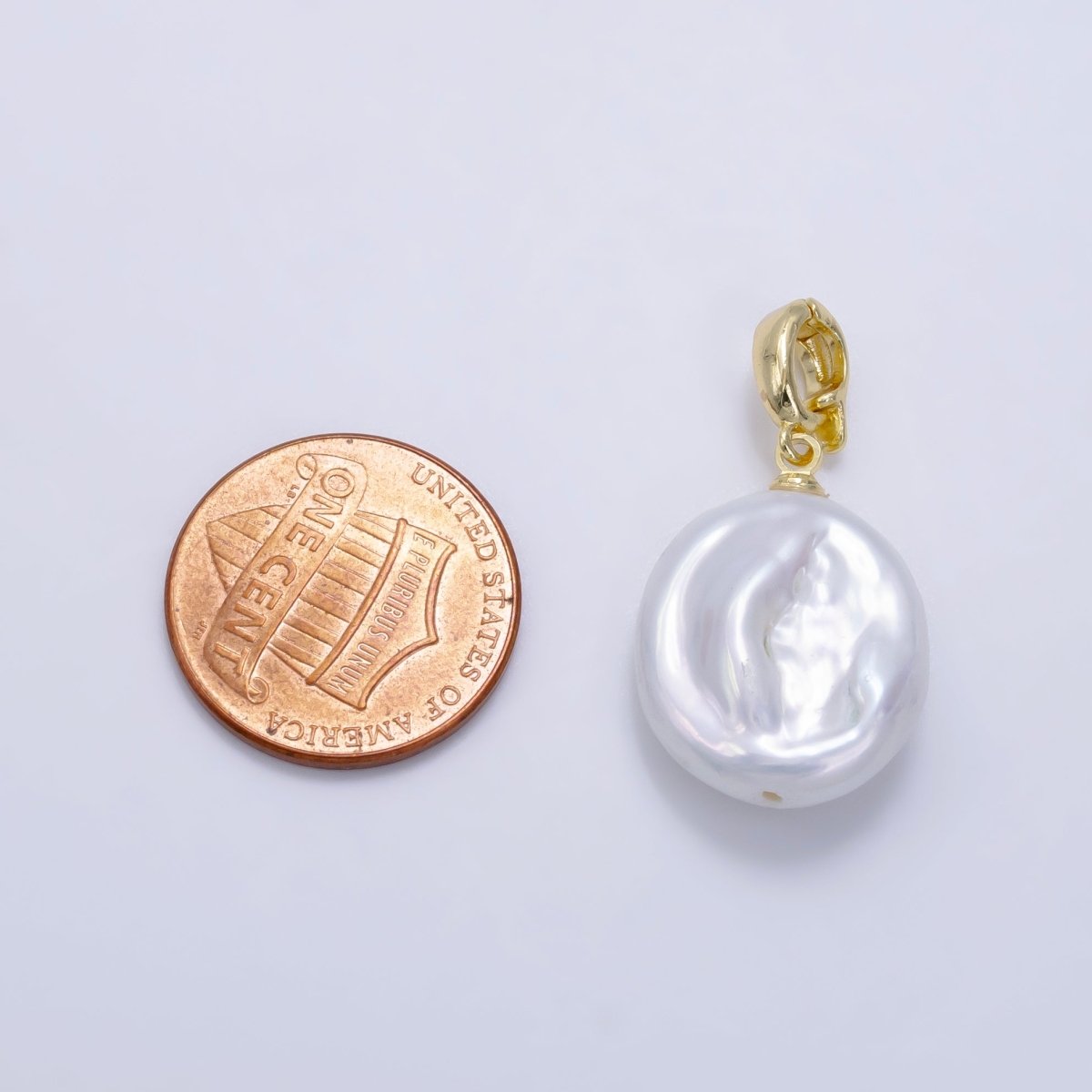 24K Gold plated Round White Biwa Freshwater Pearl Snap Latch Bail Pendant | P1891 - DLUXCA