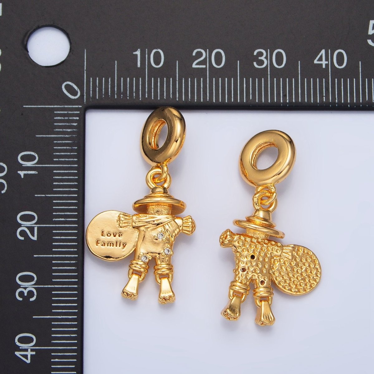 24K Gold plated Scarecrow "Love Family" Script Rhondelle Drop Pendant | X587 - DLUXCA