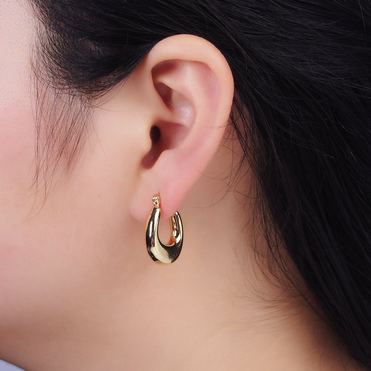 24K Gold plated U-Shaped Edged Chubby French Lock Latch Hoop Earrings in Gold & Silver | AE612 AE613 - DLUXCA
