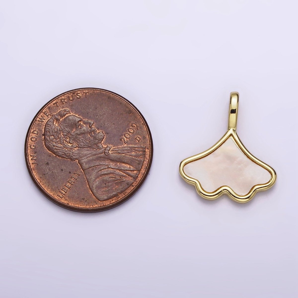 24K Gold plated White Shell Pearl Clam Sea Shell Charm | AC1425 - DLUXCA