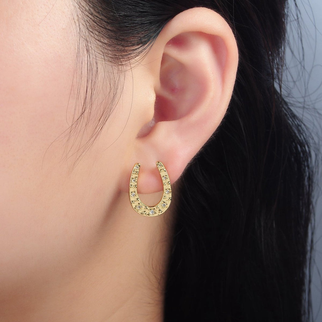 ALI -24K  Horse Shoe Charm CZ Stud Earrings Q-102