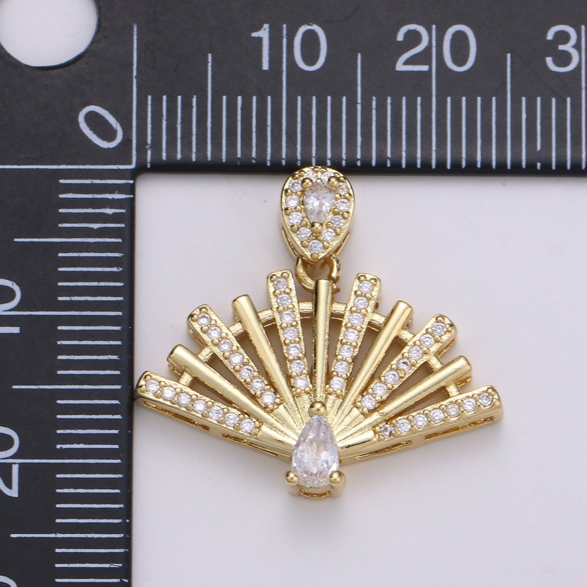 25x23mm Wholesale Gold-plated Fan Pendant Charm with Rhinestones, Pendant for Necklace Bracelet Anklet Making J-147 - DLUXCA