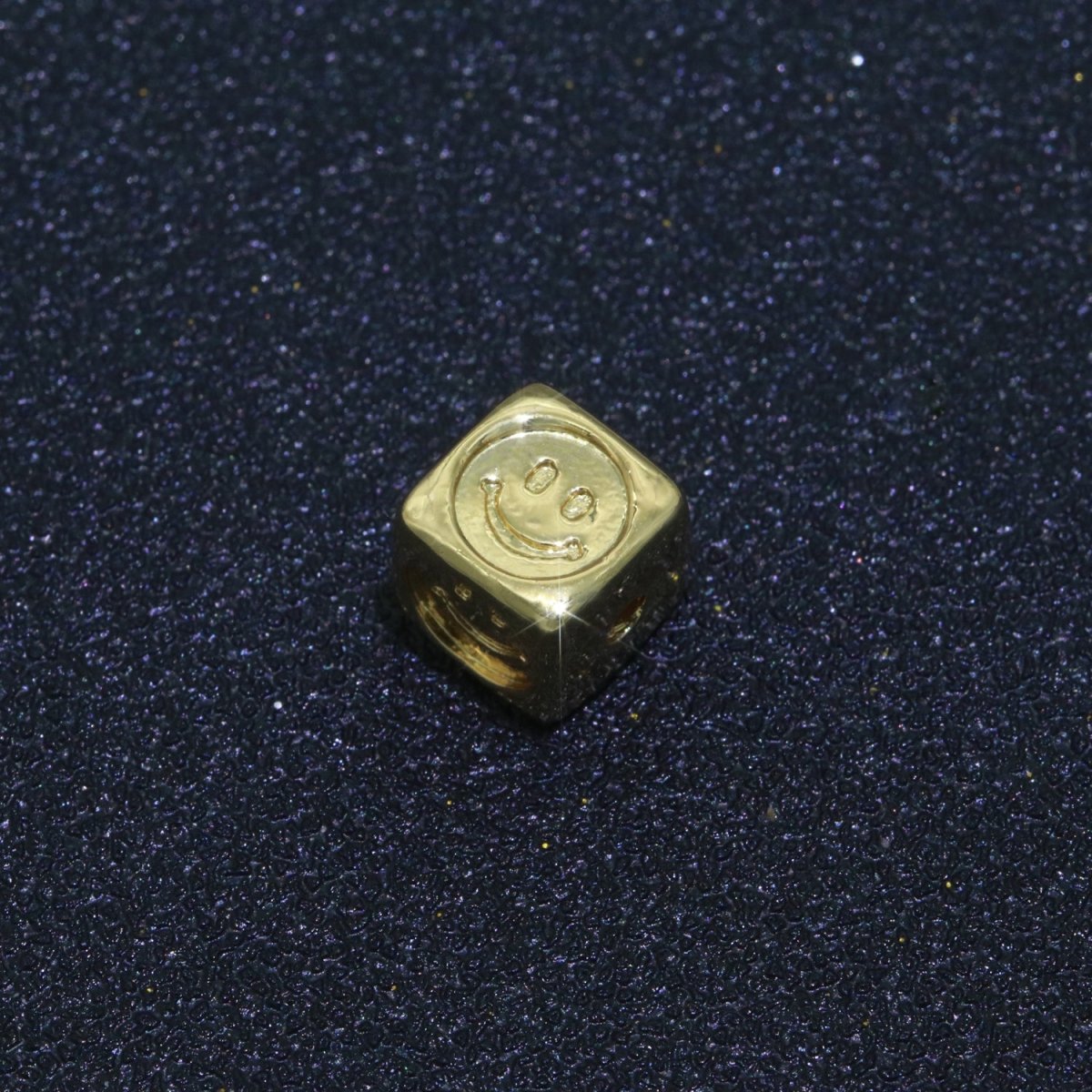 8mm Gold plated Square Spacer Beads, Gold Happy Face Spacer Beads, Gold Smiley Face Beads for Bracelet Necklace Component B-616 - DLUXCA
