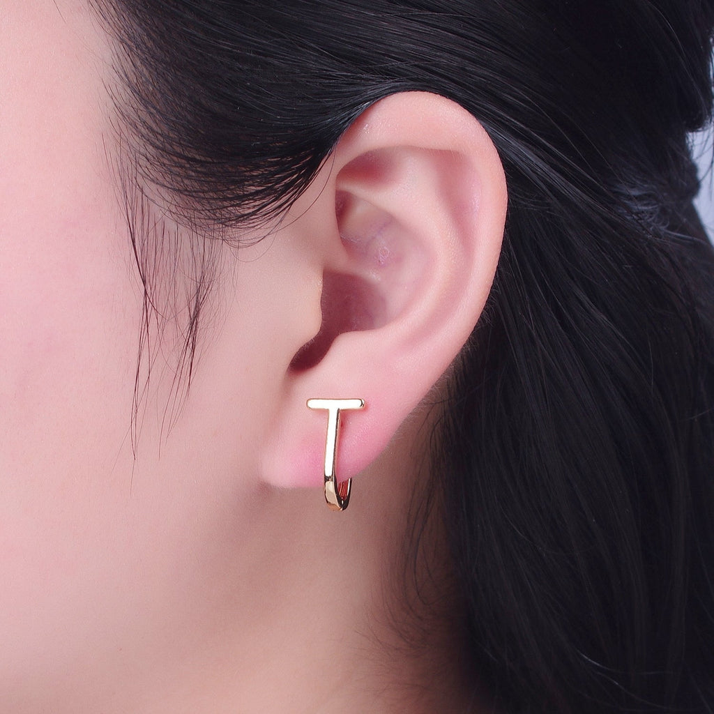 14K Gold plated 15mm T-Shaped Geometric Oblong U-Shaped Hoop Earrings in Gold | AB440