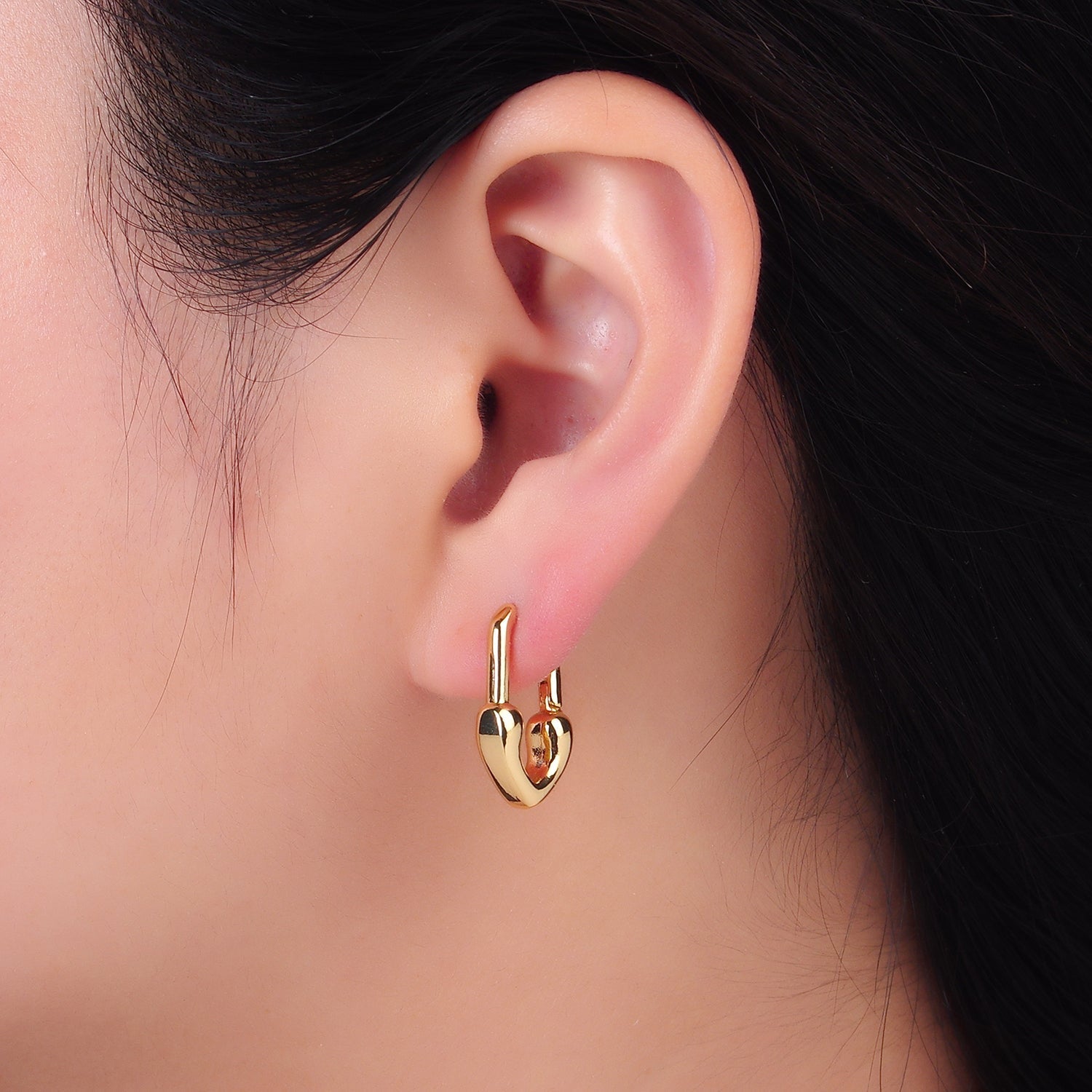 24K Gold plated 20mm Heart Padlock Oblong Hoop Earrings | AB685