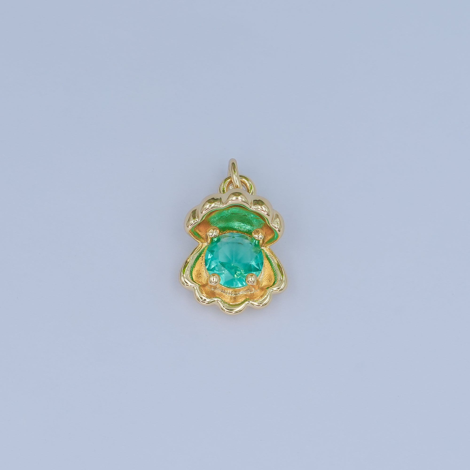 24K Gold plated 14.5mm CZ Sea Shell Clam 3D Multidimensional Charm | N033