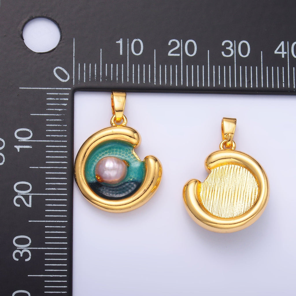 24K Gold plated Sea Freshwater Pearl Curved Molten Pendant | AA1461