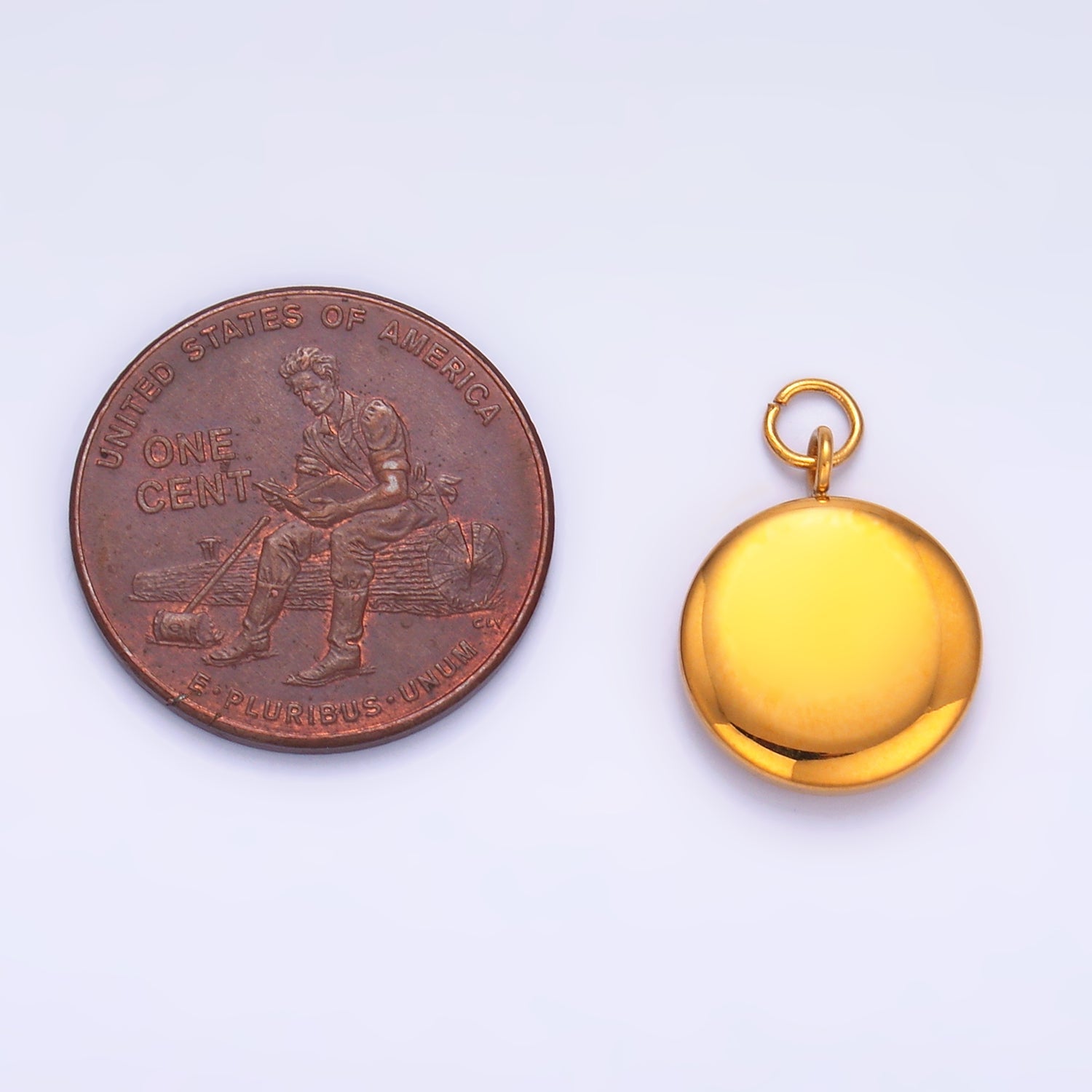 Stainless Steel 15mm Minimalist Round Charm | P758