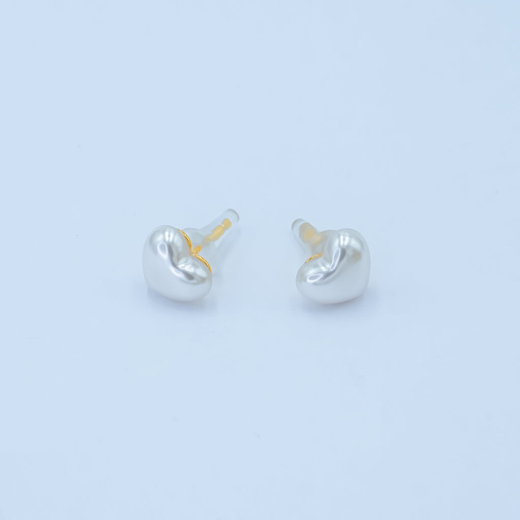 24K Gold Plated White Shell Pearl Heart Stud Earrings in Gold & Silver | T439 T440