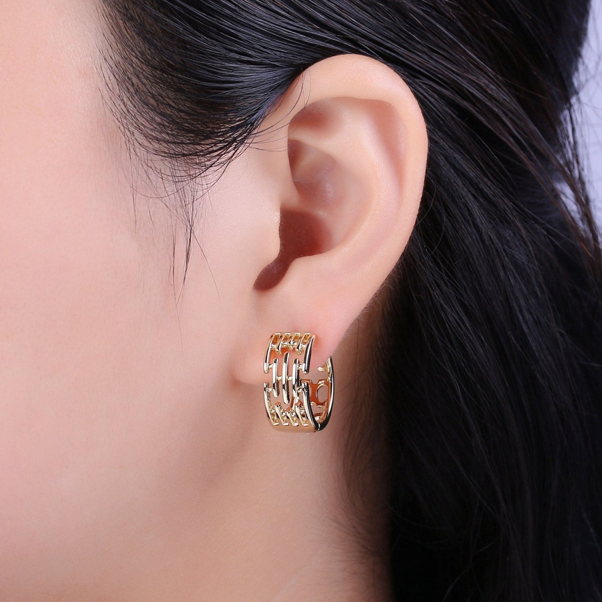 Chunky Hoop Earrings Hypoallergenic 14K Gold plated Bold Hoop Earrings for Women T-207 - DLUXCA