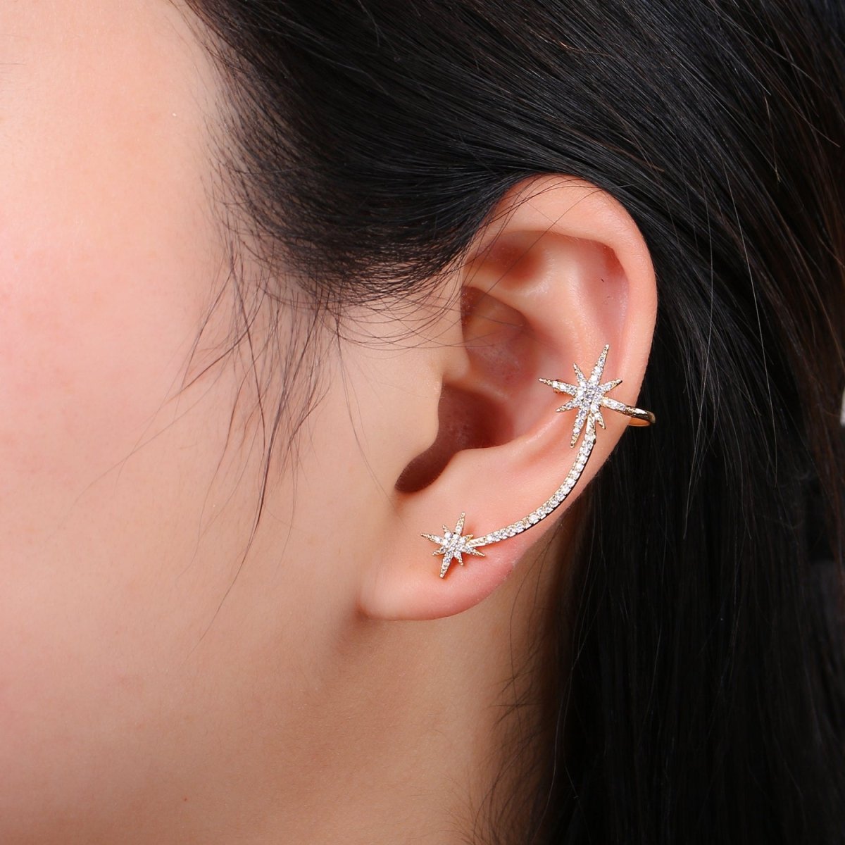 Dainty Gold plated Snowflakes Earclimber AI-143 - DLUXCA