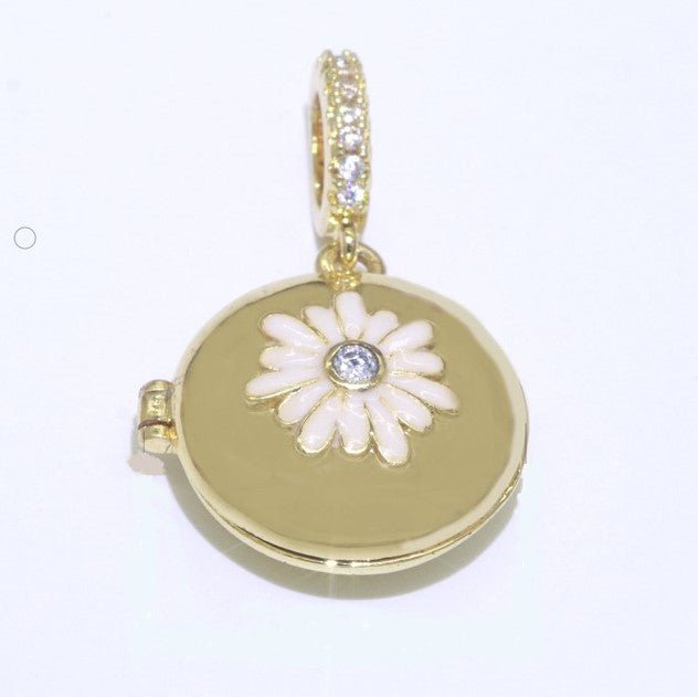 Flower Gold plated Round Pendants J-864