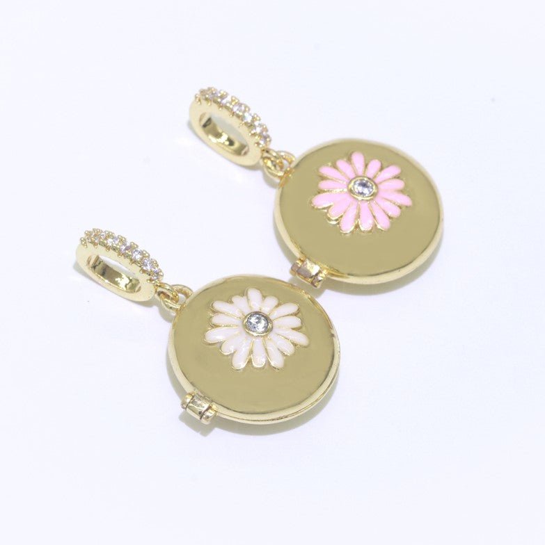 Flower Gold plated Round Pendants J-864