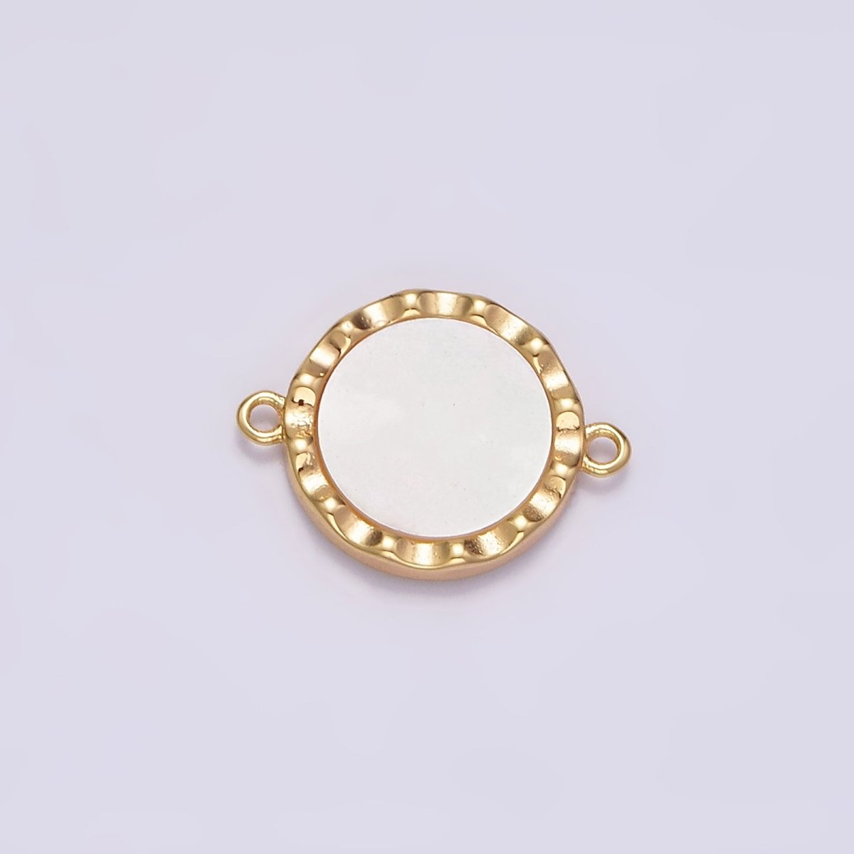 Gold plated 10mm Shell Pearl Hammered Round Connector G-705 - DLUXCA